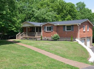 2417 Fairbrook Dr, Nashville, TN 37214