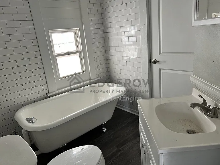 815 Logan St SE #2 — Photo 13