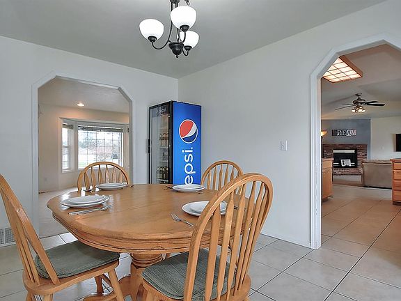 4th image of 10616 N Essex Ct