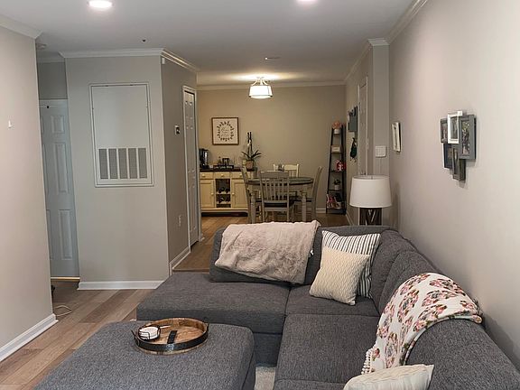 3rd image of 275 S Pickett St APT 133