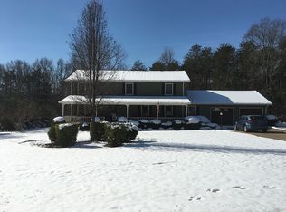 213 Fairway Estates Rd, Greer, SC 29651