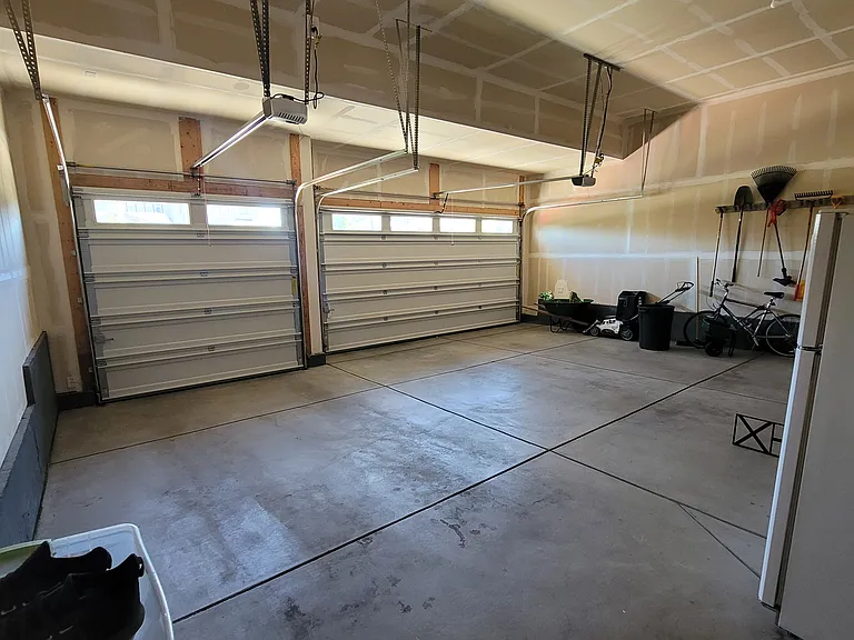 8005 S Kewaunee St — Photo 23
