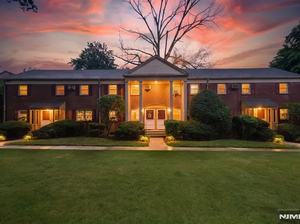 500 S Center St #A-11, Orange, NJ 07050
