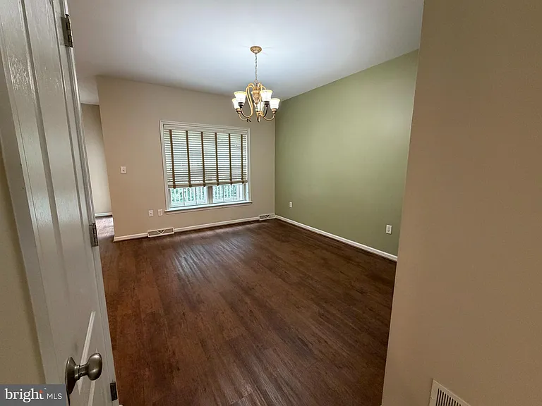 6312 Creekbend Dr — Photo 5