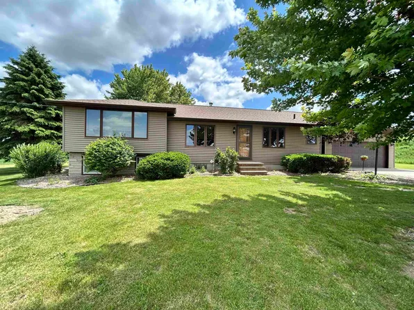 N2130 County Rd N, Appleton, WI 54913