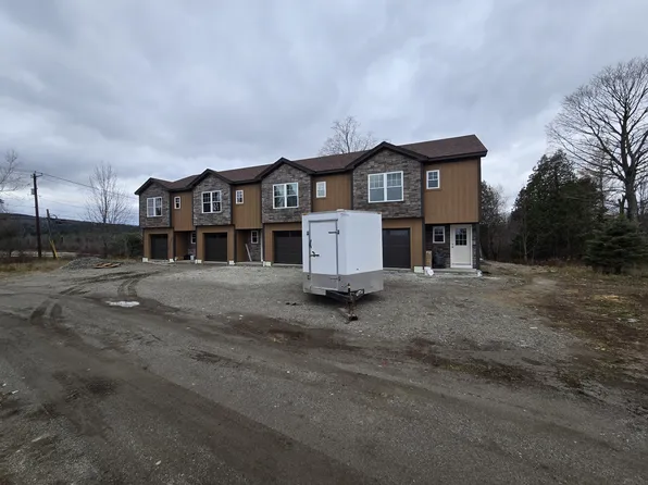 1554 Main Rd, Eddington, ME 04428