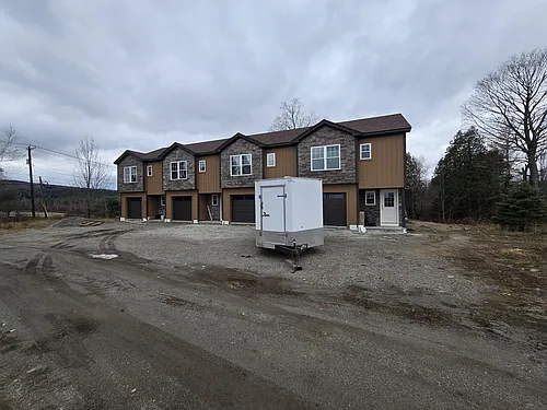 1554 Main Rd Photo 1