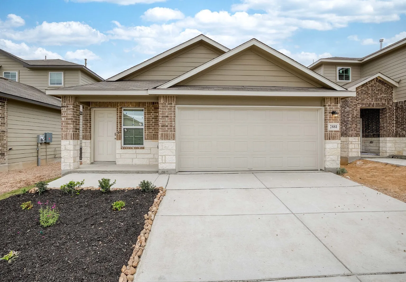 3 bed, 2.0 bath, 1539 sqft, $1,750 — Photo 2