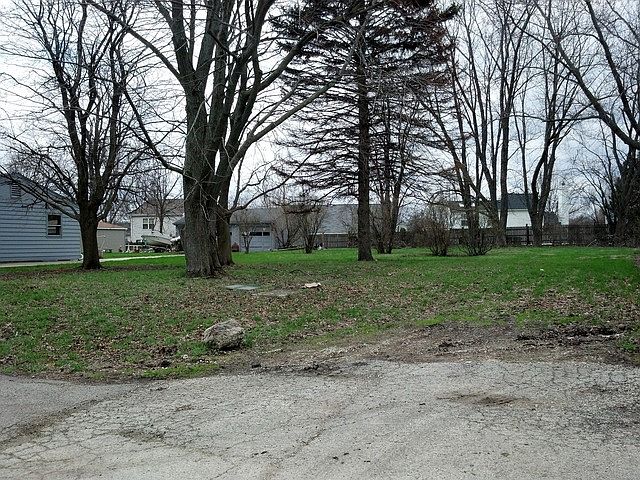 2nd image of 55 Elm Ave
