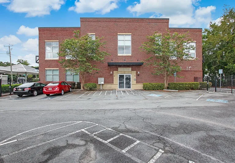 2514 Abercorn St #207 — Photo 14