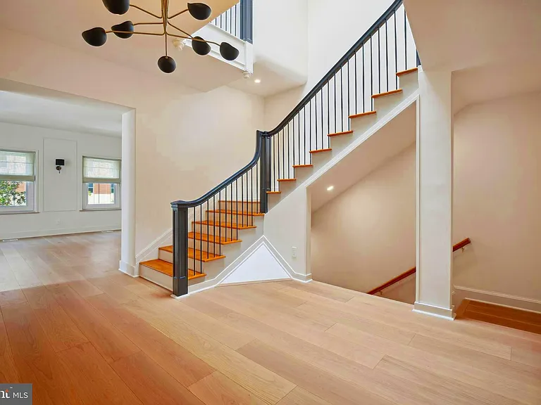 1329 Connecticut Ave NW #300 — Photo 5