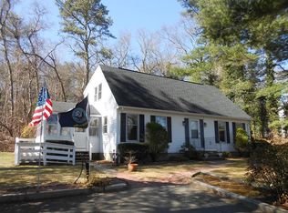 185 Bartlett Rd, Plymouth, MA 02360