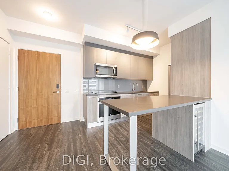 25 Selby St #1504 — Photo 4