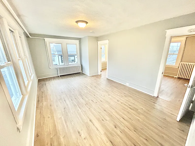 1830 E Riverside Dr #2 — Photo 6
