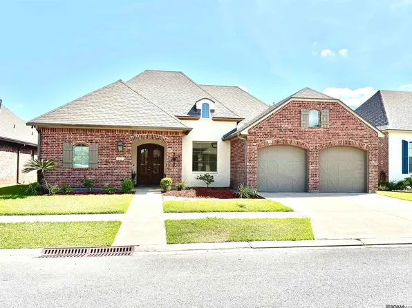 111 Spring View Dr, Youngsville, LA 70592