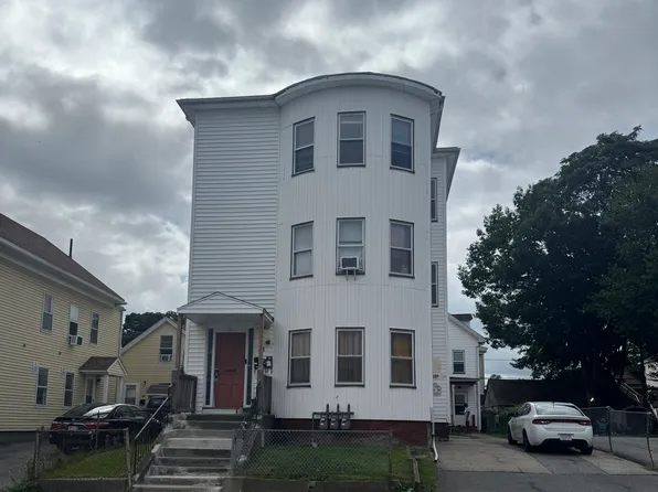 83 Canterbury St #3, Worcester, MA 01603