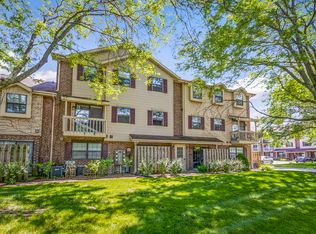 1504 W Jefferson Ave UNIT B, Naperville, IL 60540