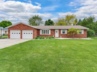 409 S Eastern Ave, Minier, IL