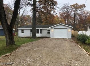 514 S Brooks Rd, Muskegon, MI 49442