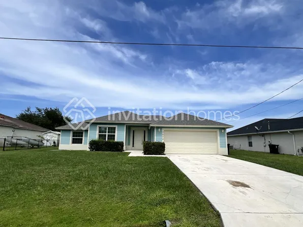 3809 SW Wycoff St, Port Saint Lucie, FL 34953