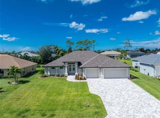 35 Broadmoor Ln, Rotonda West, FL 33947
