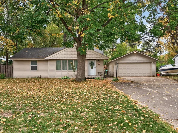 2071 Cedar Ave, White Bear Lake, MN 55110
