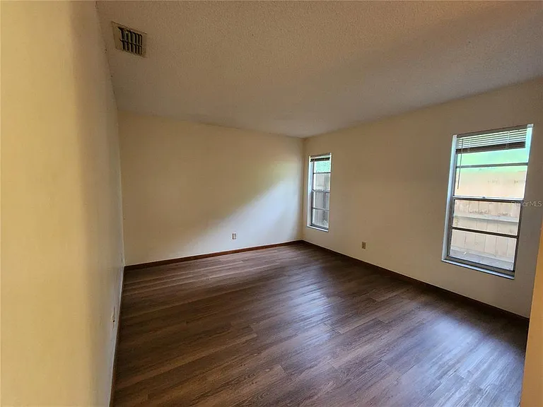 1209 SW 80th Dr — Photo 14