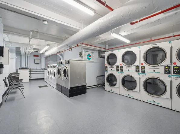 226-26 Union Tnpk image 20 of 20