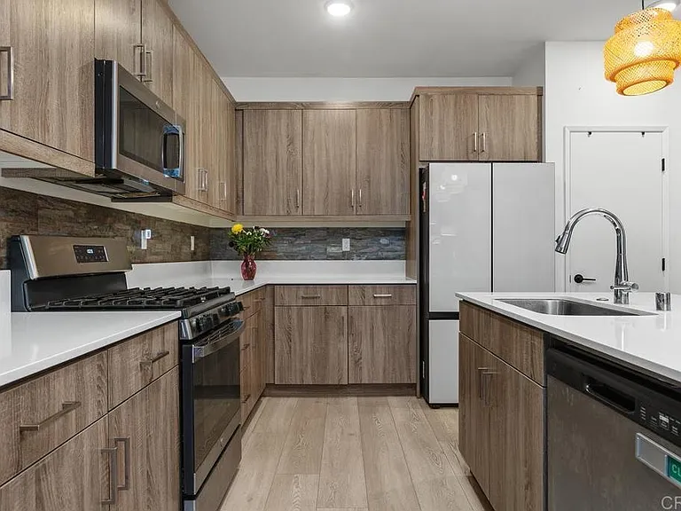 35161 Grove Trl — Photo 16