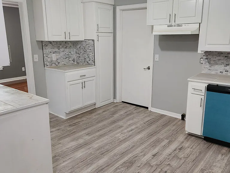 5863 Canton Park Dr — Photo 6