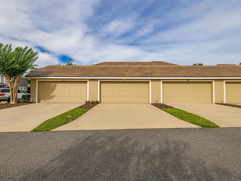 7435 Ripplepointe Way — Photo 46