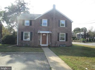 2 Latimer Dr, Wilmington, DE 19805