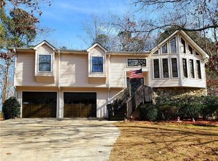 65 Hinton Ct, Dacula, GA 30019