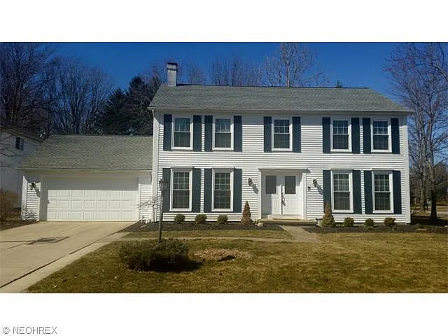 17496 Fairfax Ln photo 1