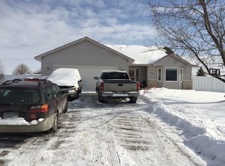 404 10th Ave NW, Isanti, MN 55040