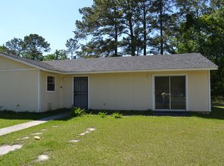 142 Cherokee Cir, Hinesville, GA 31313