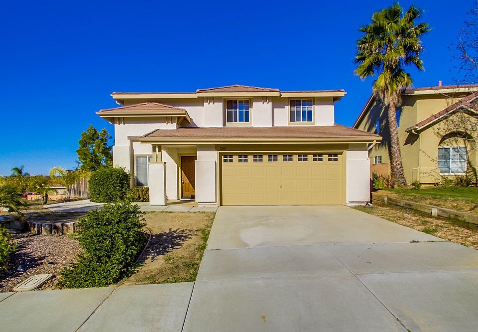1st image of 1040 Cima Dr