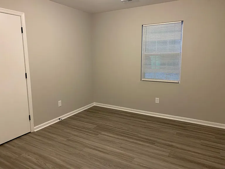 5306-5308 Grovewood Pl — Photo 10