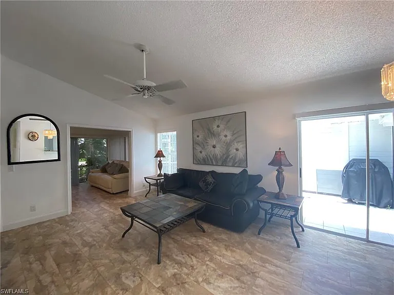 14805 Crooked Pond Ct — Photo 11