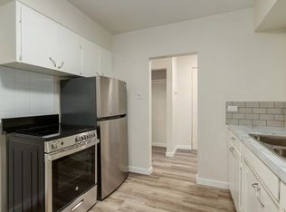 1028 13th Ave SW #3, Calgary, AB T2R0L6