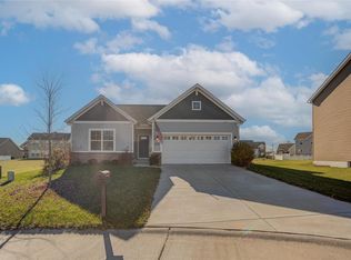 2624 Beacon Point Ct, Shiloh, IL 62221
