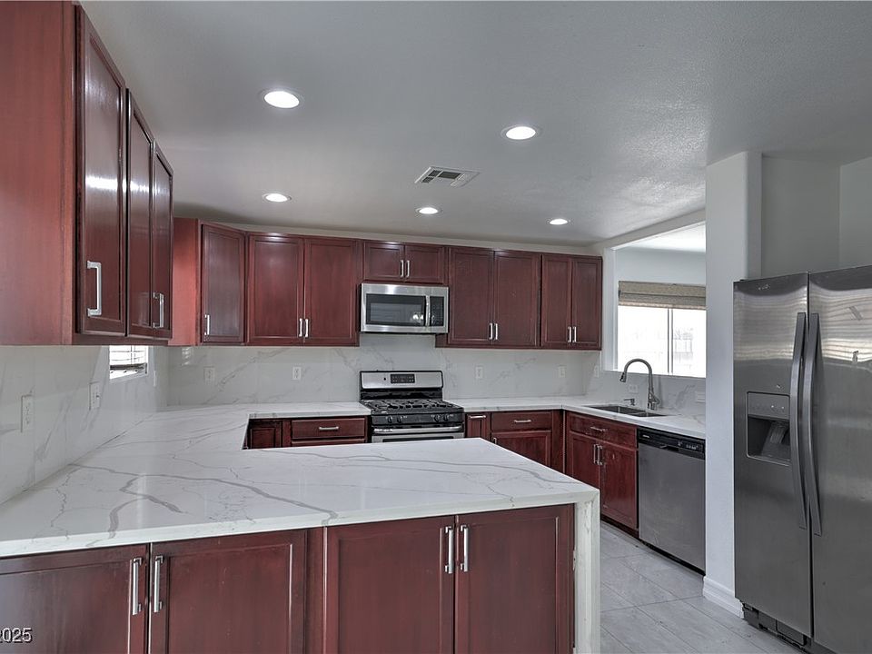 1st image of 1069 Coronado Peak Ave