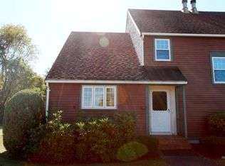 827 Plymouth St, Bridgewater, MA 02324