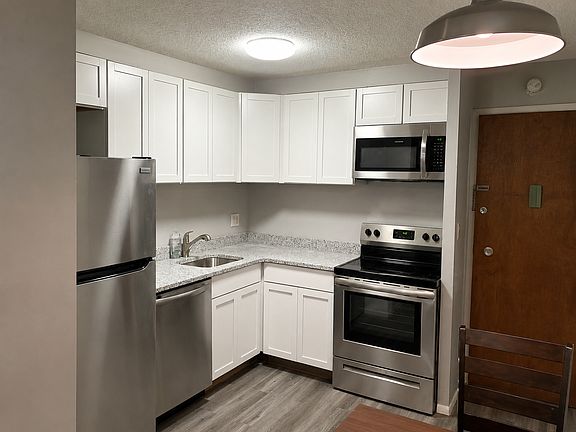 2nd image of 543 Church St APT 2