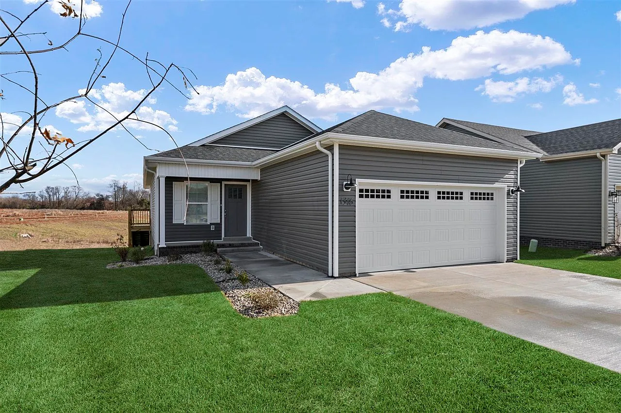 1346 Rhythm Ln photo 1