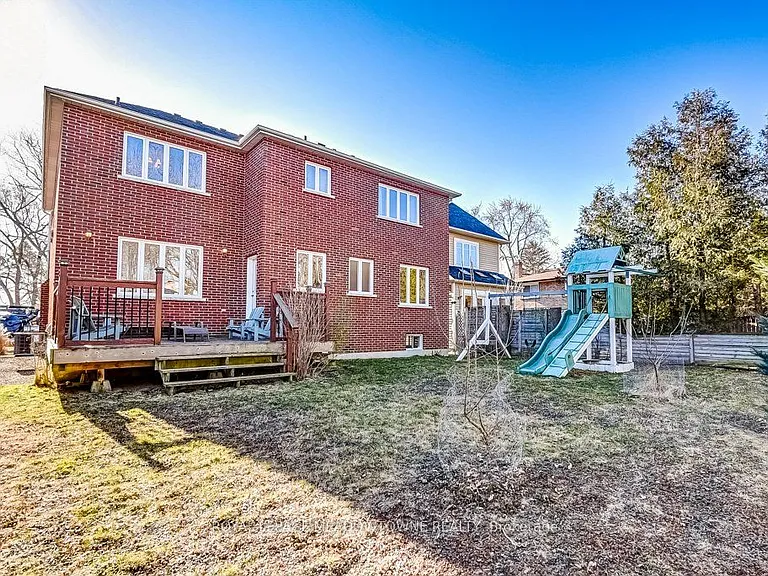 591 Lakeside Ave — Photo 30