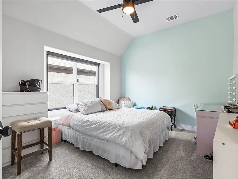 721 Yarrow St — Photo 20
