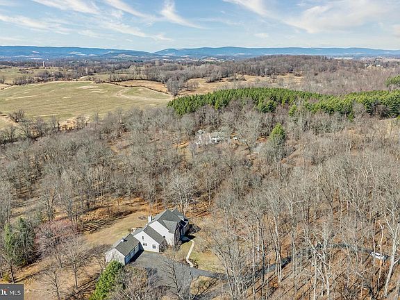 4th image of 8986 Woodward Rd