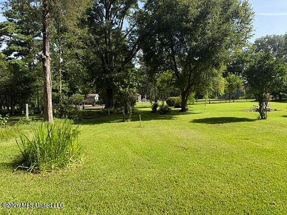 2nd image of Meadow Ln Lot 35