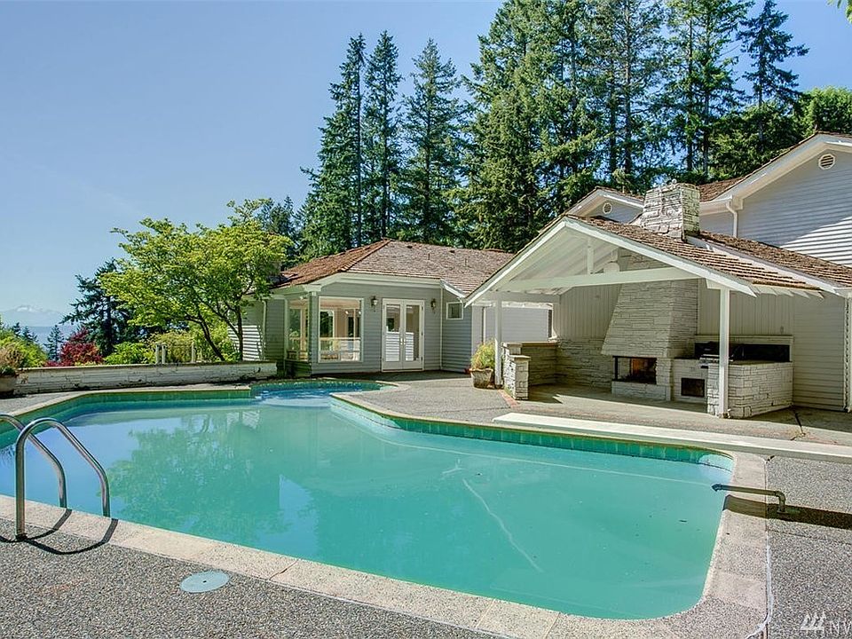 1st image of 12 Olympic Dr NW